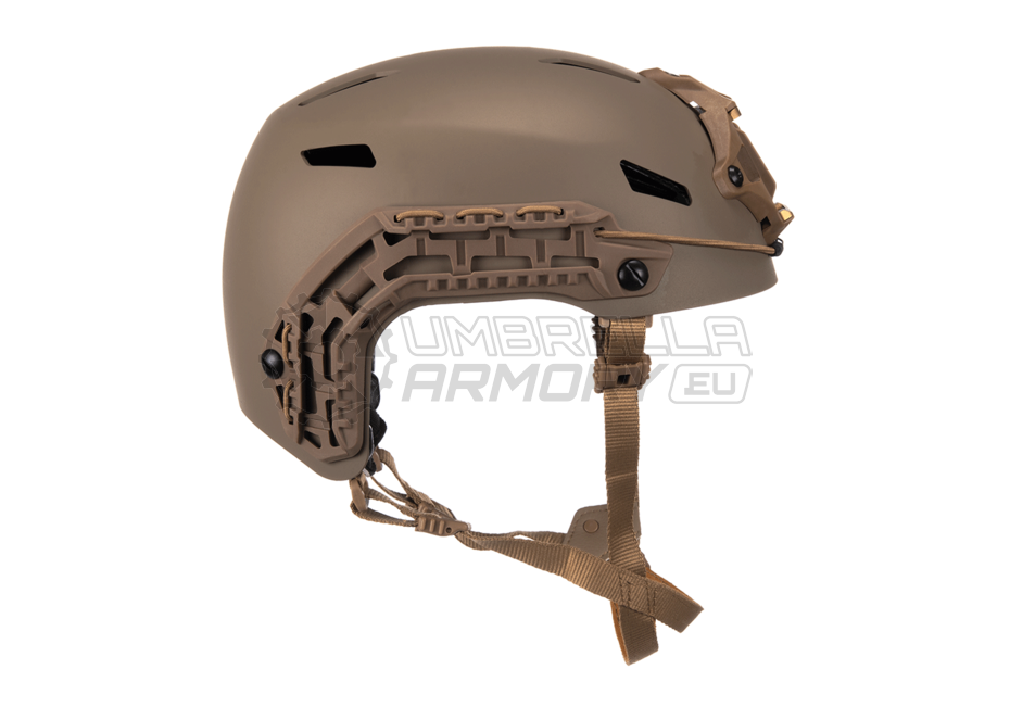 CMB Helmet (FMA)