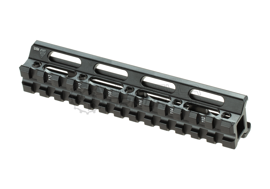 Universal Super Slim Riser Mount 13 Slot 0.75' (Leapers)